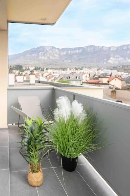 T2 Parking Gratuit 2 Balcons *