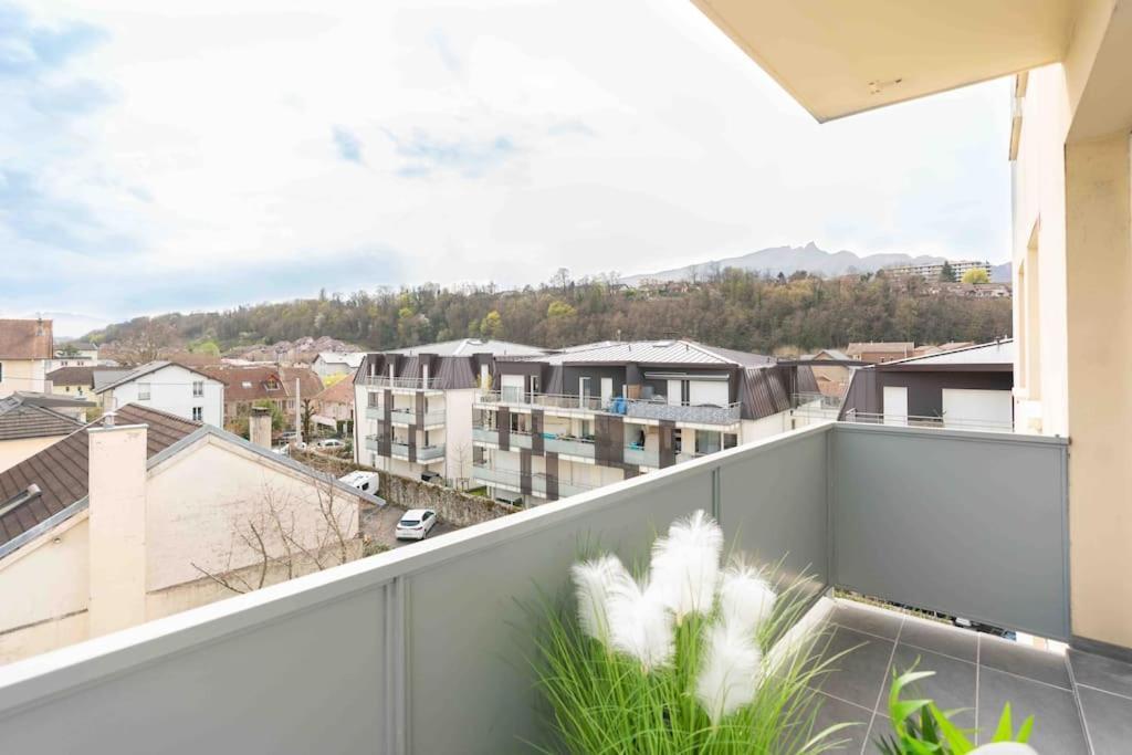 T2 Parking Gratuit 2 Balcons * Aix-les-Bains